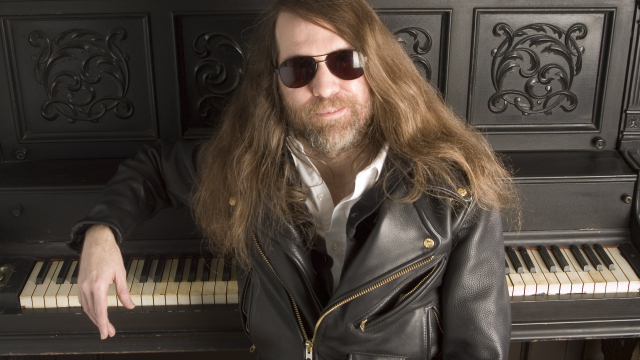 Paul O'Neil of Trans Siberian Orchestra, poses in New York, Oct. 20, 2006.  (AP Photo/Jim Cooper)