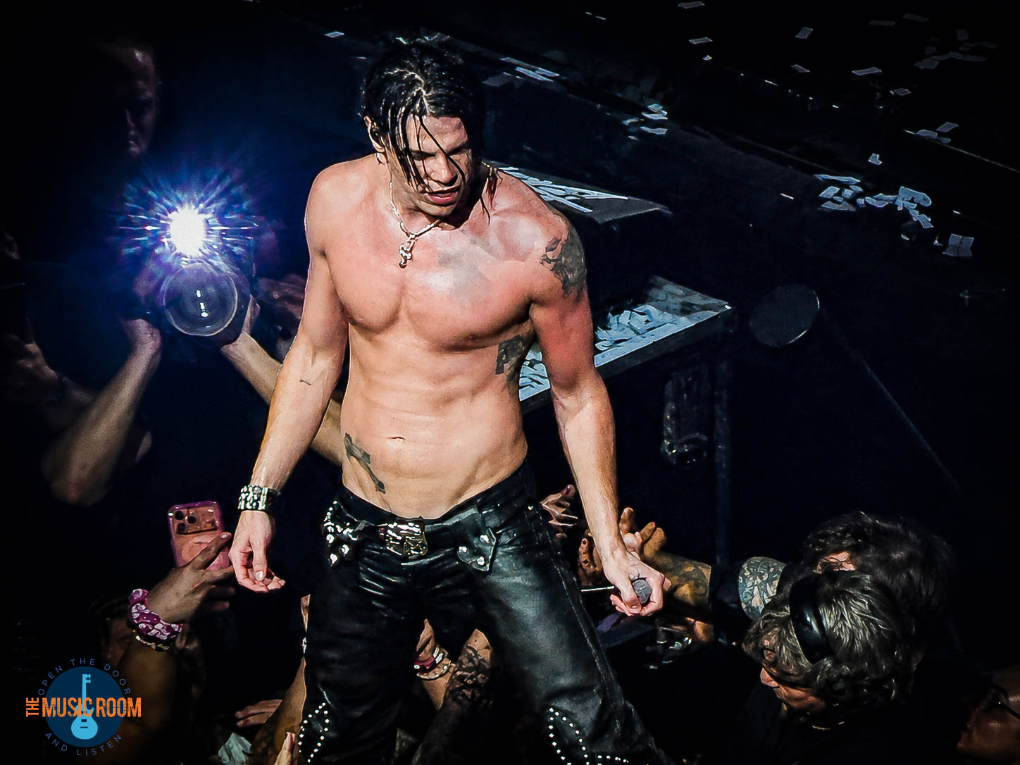 Yungblud Cincinnati Review - With the Fans
